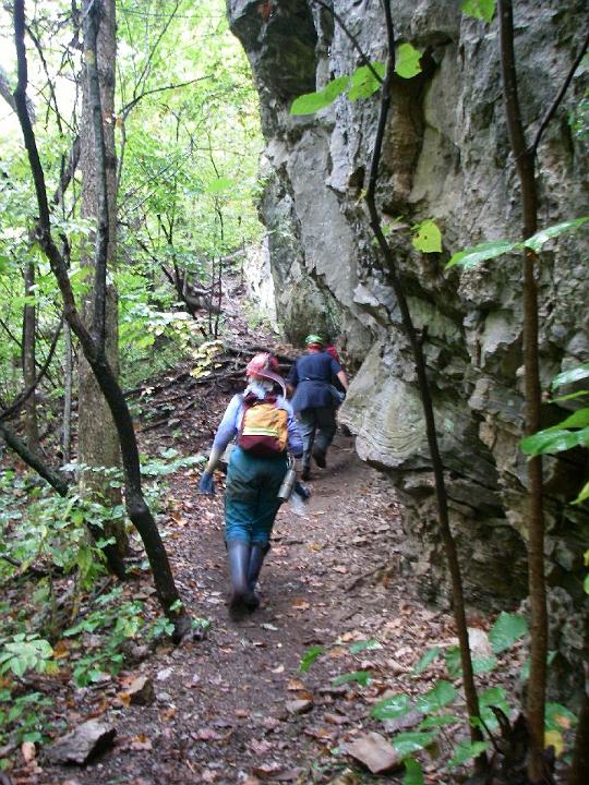 hamilton-2.JPG - After New Trout Cave we hiked up to Hamilton Cave.